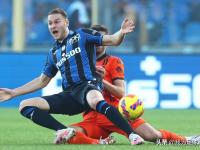 米乐网站 -亚特兰大训练开放日，清晨刷新队史纪录引欢呼，全明星赛在即，阵容厚度经受考验(亚特兰大对利物浦实力强)