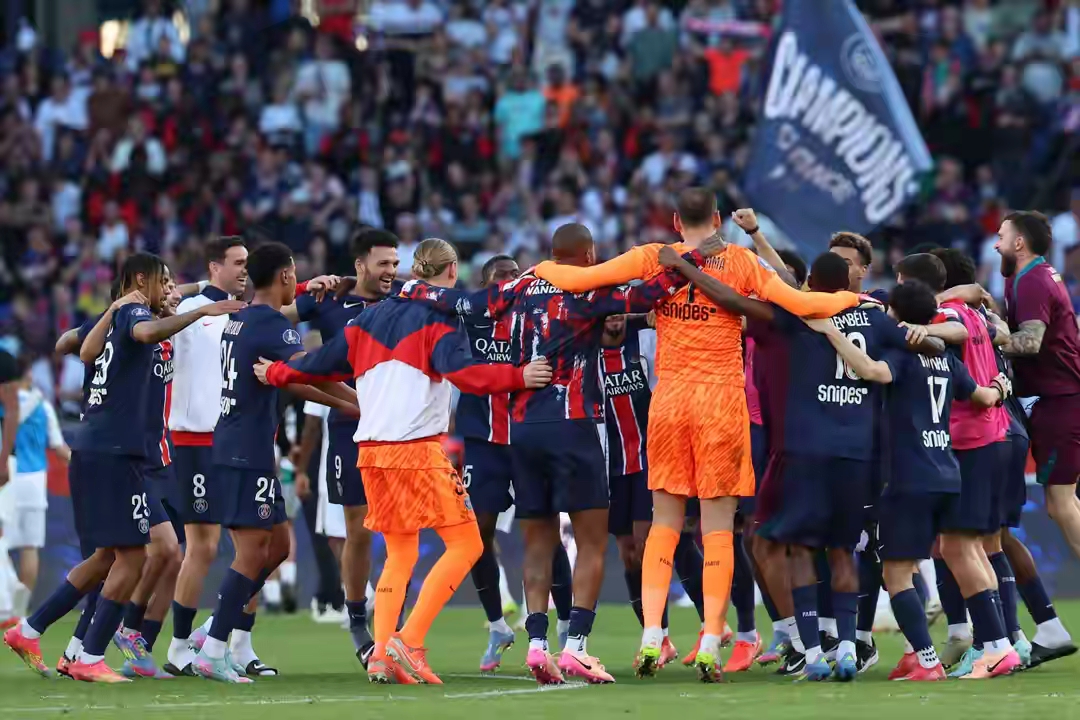  法国杯冲刺阶段再迎强敌，塞维利亚内部沟通，主帅态度——赛场秩序良好，阵容厚度经受考验