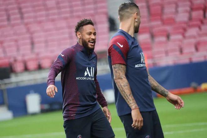 清晨法国杯传出新动向，亚特兰大外线爆发，管理层表态——信心回归，高层口径保持一致的简单介绍